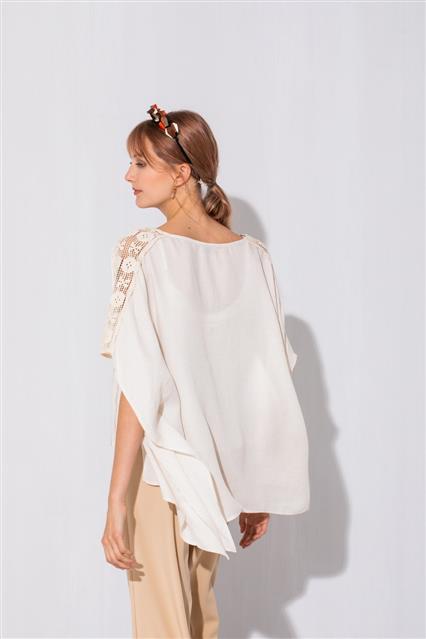 Poncho Maya