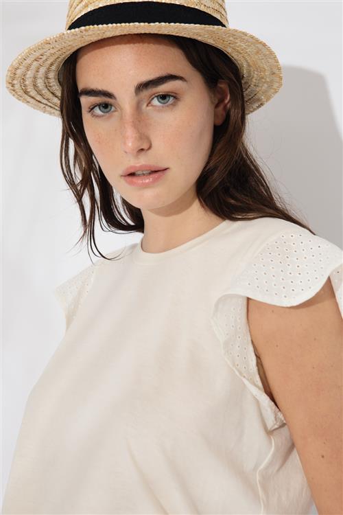Remera Iara