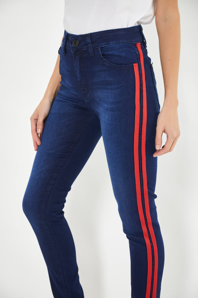 JEAN RED