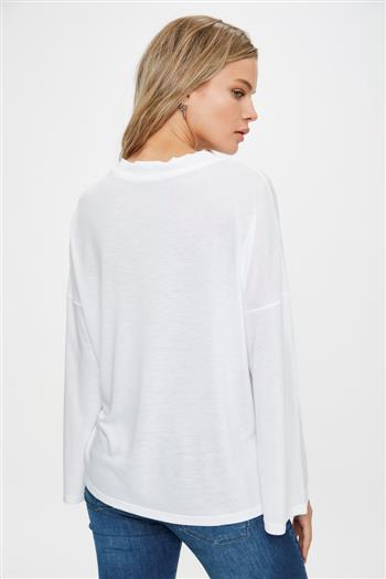 REMERA LIRIO